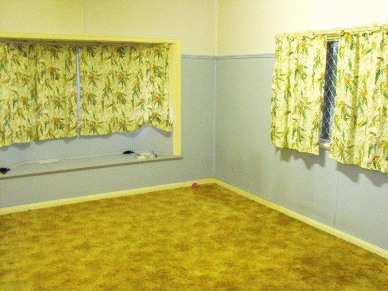 15 Fitzroy Street, Kingaroy QLD 4610