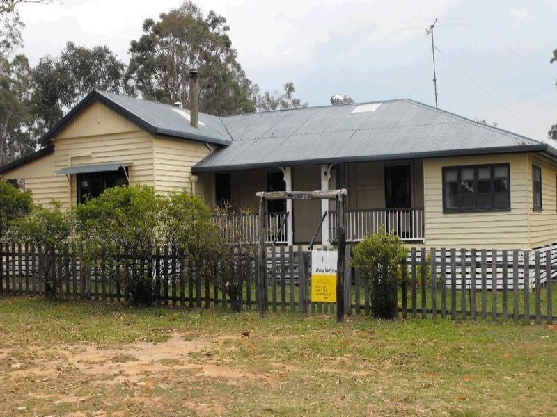 26 Racecourse Road, Nanango QLD 4615