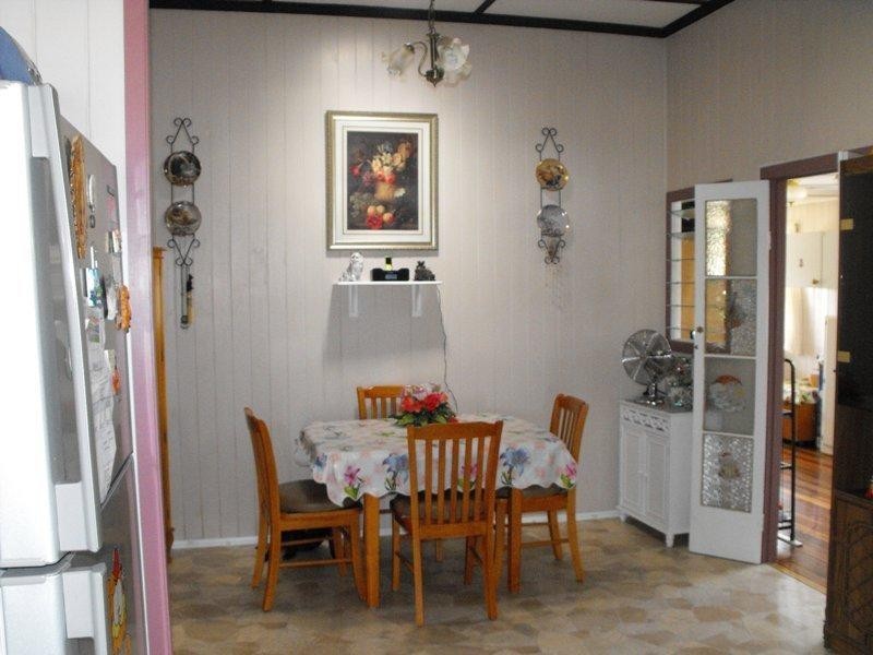 24 Gipps Street, Nanango QLD 4615