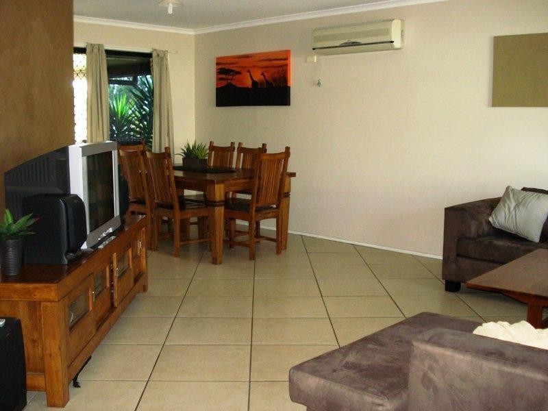 1 Avoca Place, Nanango QLD 4615