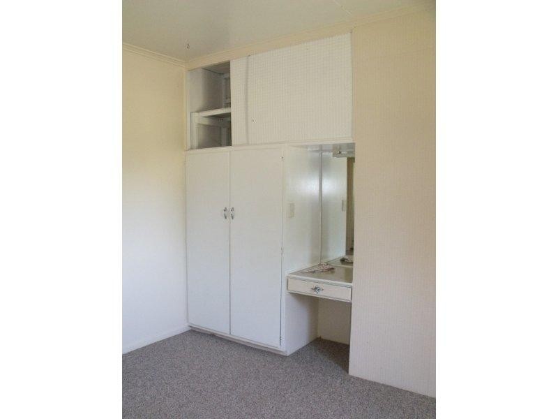 16 Knight Street, Kingaroy QLD 4610