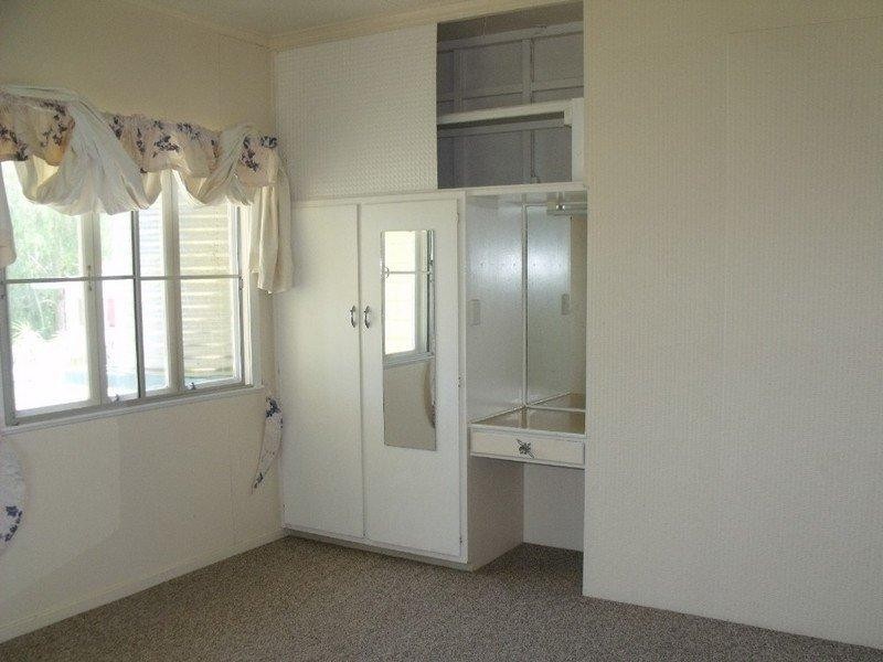 16 Knight Street, Kingaroy QLD 4610