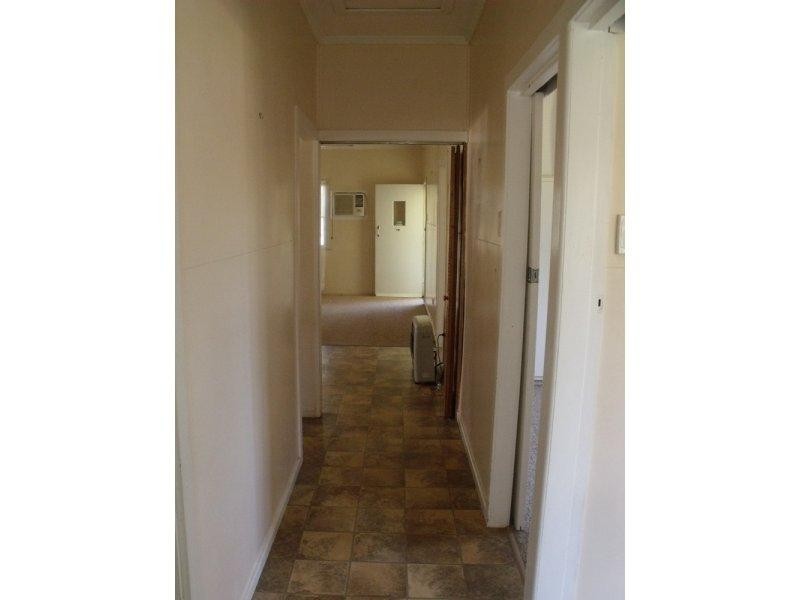 16 Knight Street, Kingaroy QLD 4610