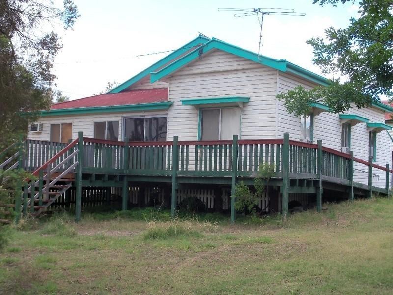 122 Haly Street, Kingaroy QLD 4610
