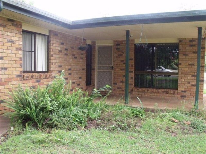 4 Willowglen Street, Kingaroy QLD 4610