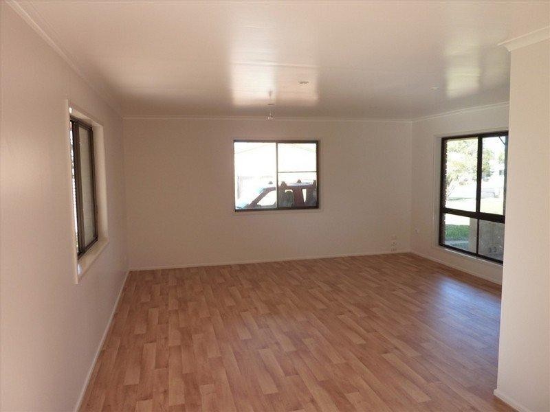 4 Willowglen Street, Kingaroy QLD 4610