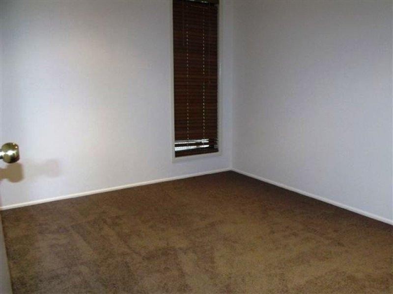 4 Willowglen Street, Kingaroy QLD 4610