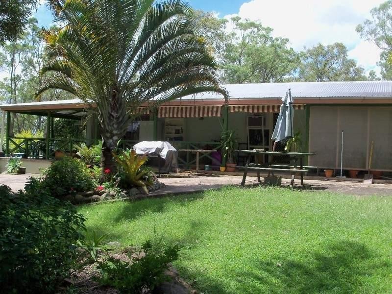 97 E Nanango Road, Nanango QLD 4615