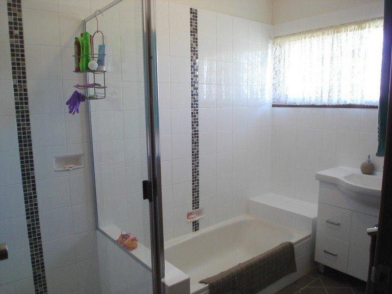 14 Windsor Circuit, Kingaroy QLD 4610