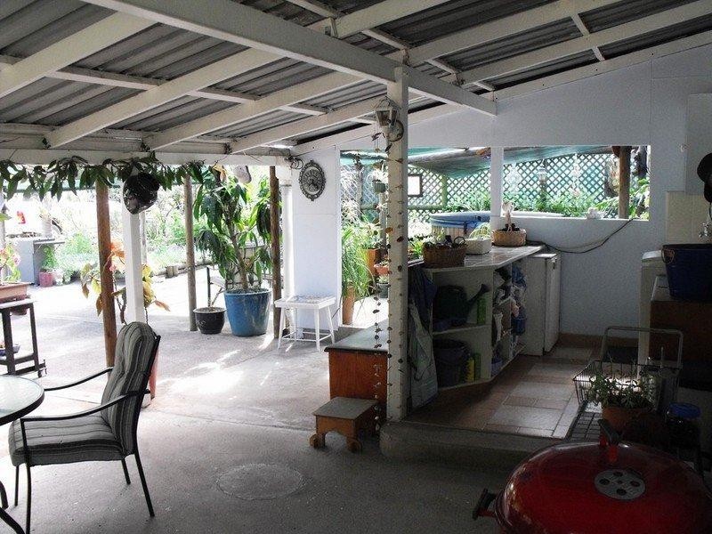 213 Carbeen Crescent, Nanango QLD 4615