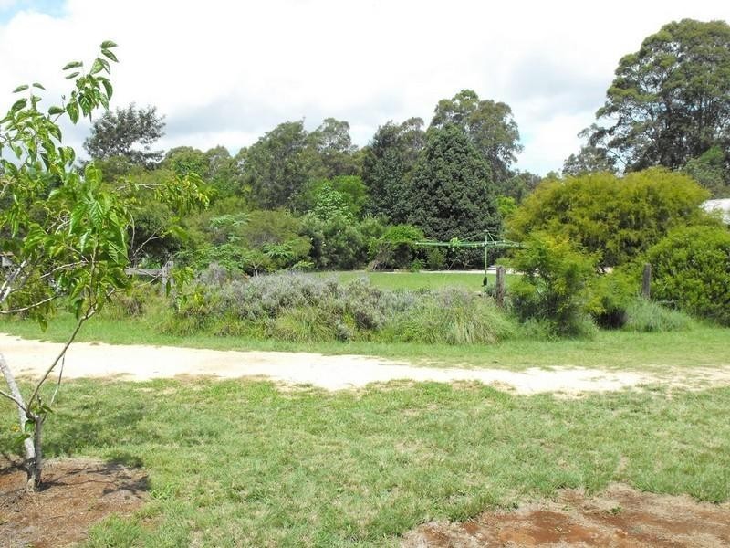 17 Curtis Road, Kingaroy QLD 4610