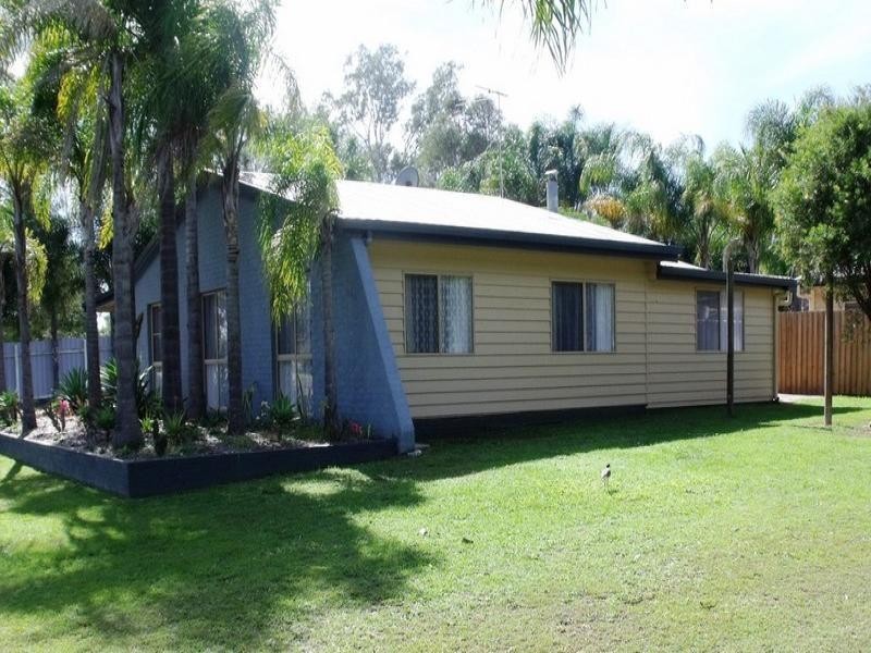 2 Brisbane Street, Nanango QLD 4615