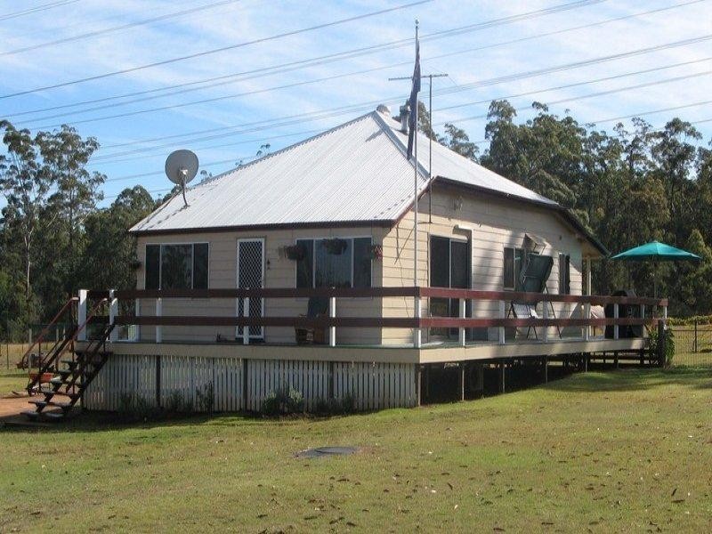 221 Martin Crescent, Benarkin QLD 4306