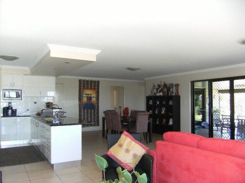 36 Sonaree Drive, Kingaroy QLD 4610