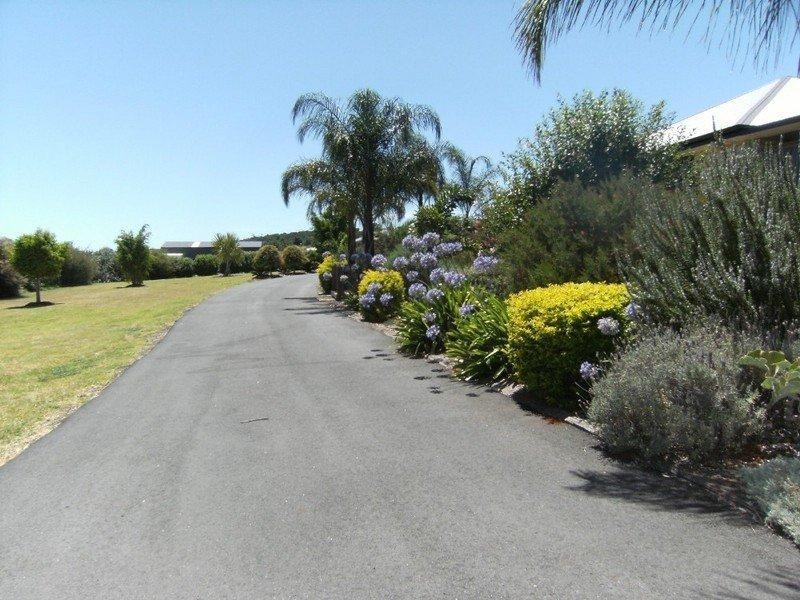 36 Sonaree Drive, Kingaroy QLD 4610