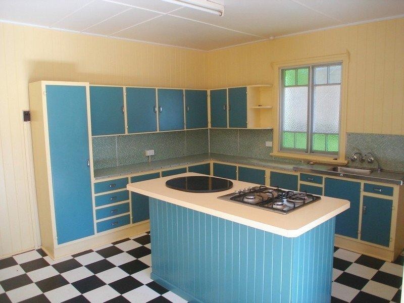 18 Haly Street, Kingaroy QLD 4610