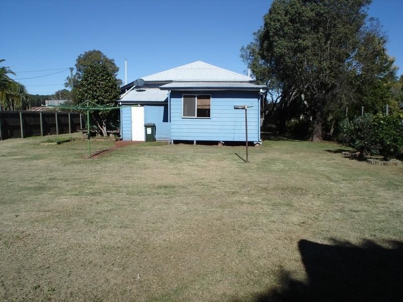 18 Haly Street, Kingaroy QLD 4610