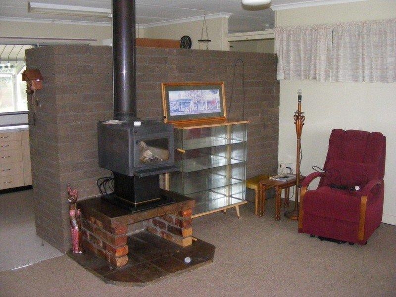 45 Wickham Street, Nanango QLD 4615