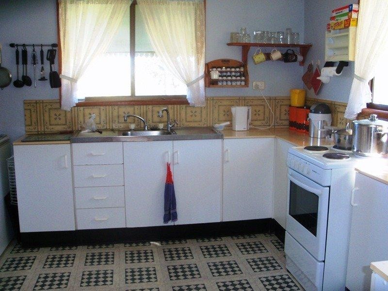 75 Acacia Drive, Ellesmere QLD 4610