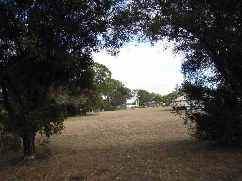 27 Hodge Street, Kingaroy QLD 4610