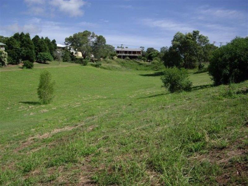 6 Rosalie Drive, Yarraman QLD 4614