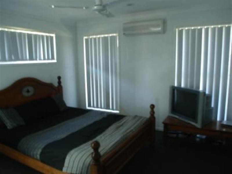 6 to 8 Lorikeet Circuit, Kingaroy QLD 4610