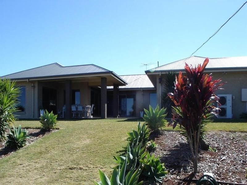 25 Sonaree Drive, Kingaroy QLD 4610