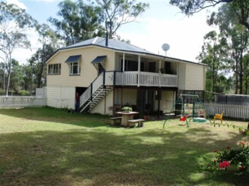 Sandy Ridges QLD 4615