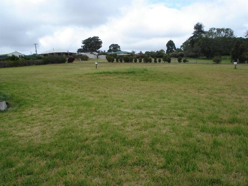 11 Macaualay Drive, Kingaroy QLD 4610