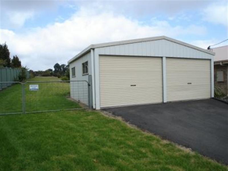 11 Macaualay Drive, Kingaroy QLD 4610