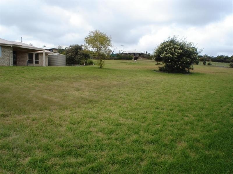 11 Macaualay Drive, Kingaroy QLD 4610