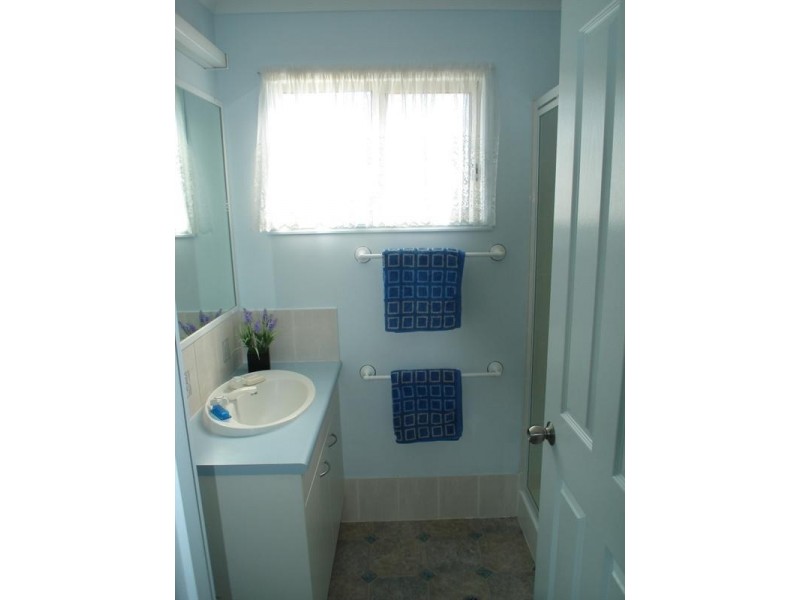 23 Fairway Drive, Nanango QLD 4615