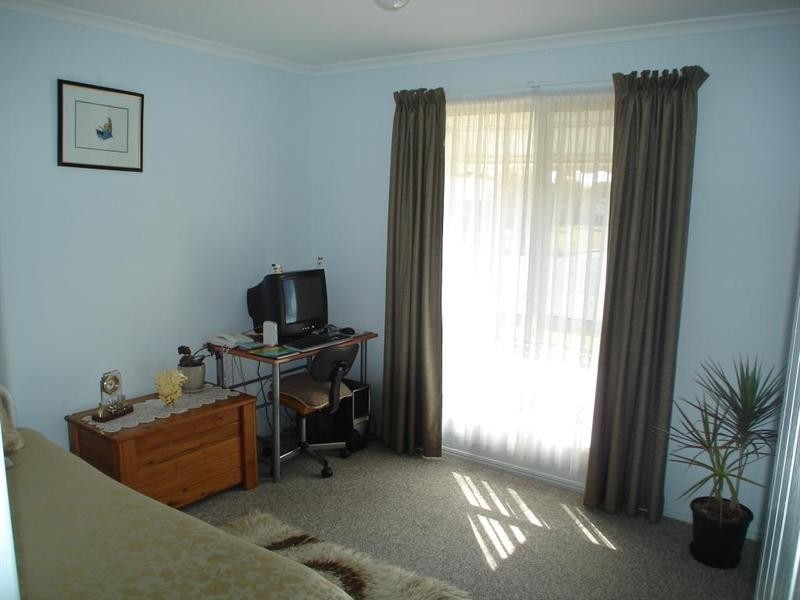 23 Fairway Drive, Nanango QLD 4615