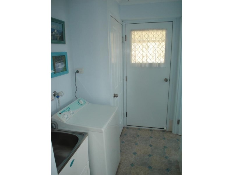 23 Fairway Drive, Nanango QLD 4615