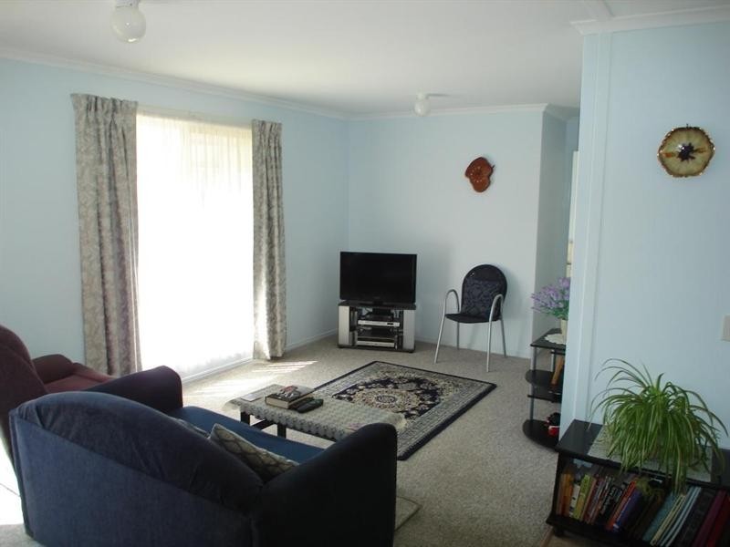 23 Fairway Drive, Nanango QLD 4615