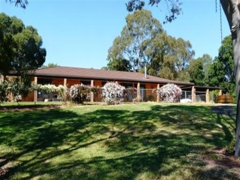 98 Birt Road, Kingaroy QLD 4610