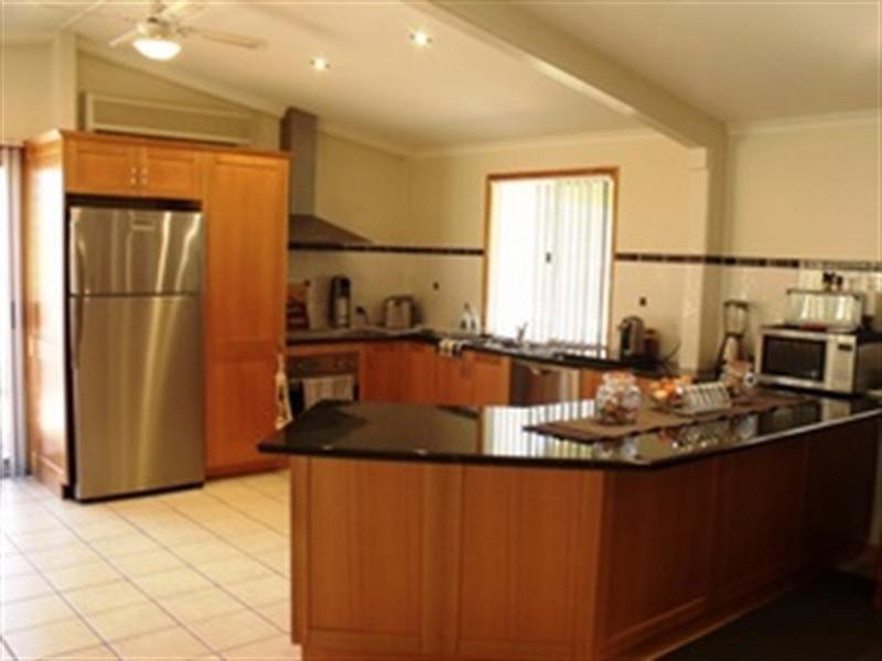 146 Heights Road, Nanango QLD 4615
