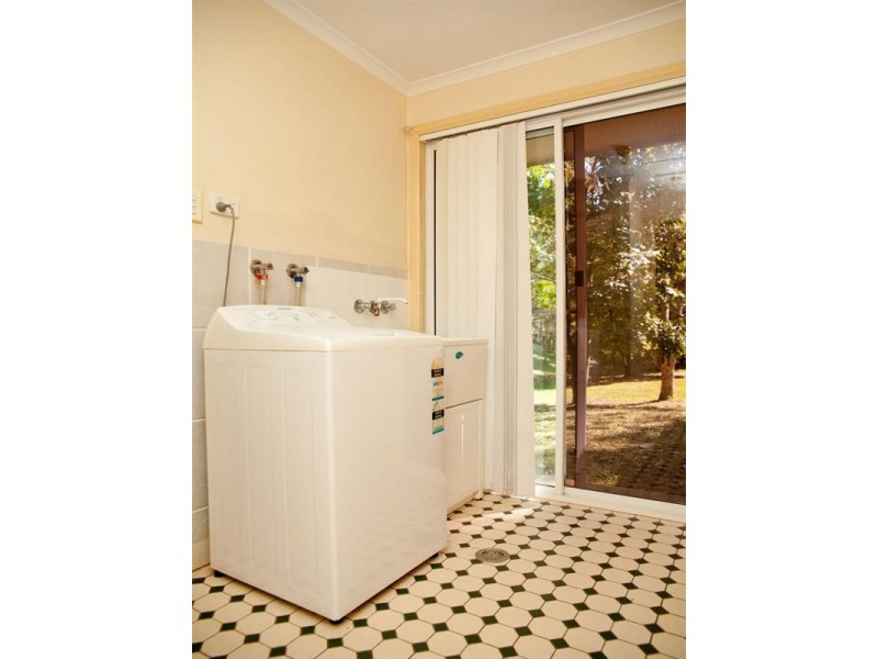 103 Brisbane Street, Nanango QLD 4615