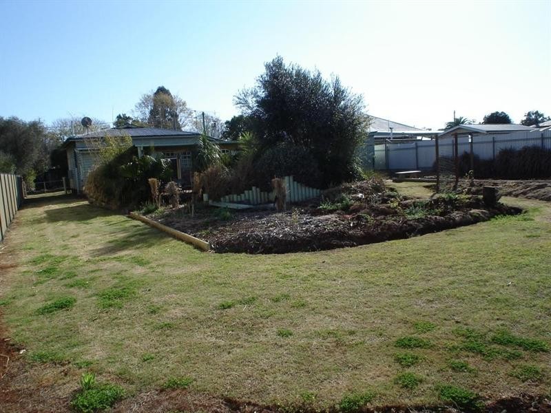 3 Jean Street, Kingaroy QLD 4610