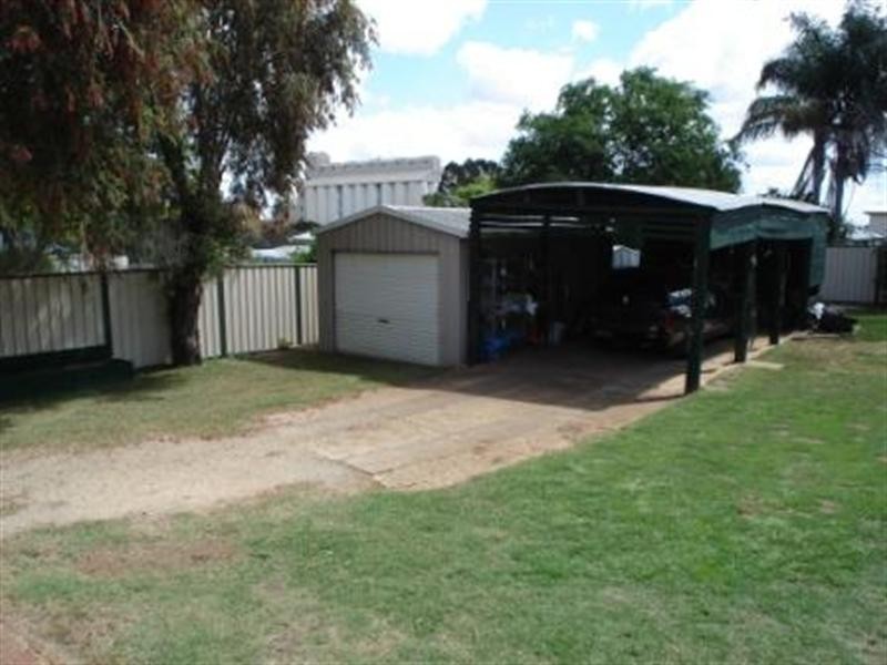 11 Gooyong, Kingaroy QLD 4610