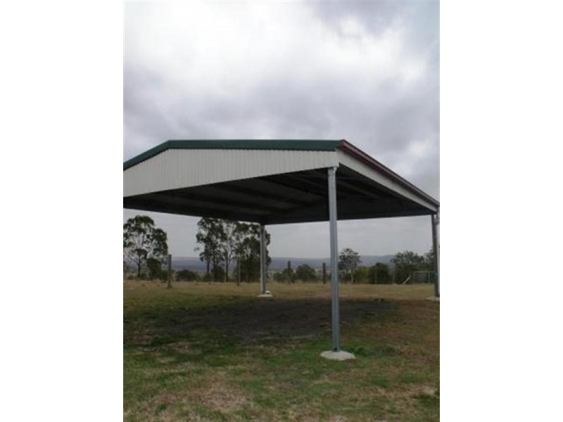 Blackbutt QLD 4306