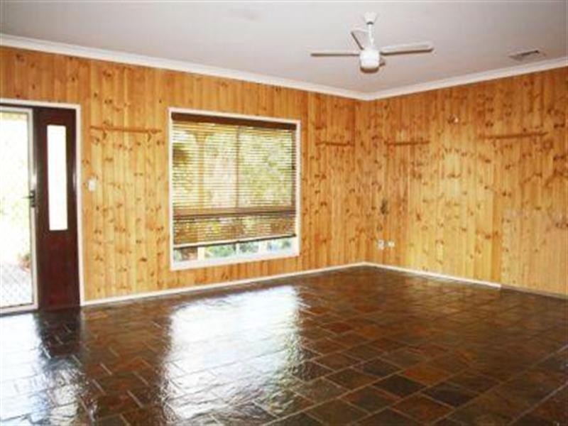 3 Dalkeith Street, Nanango QLD 4615