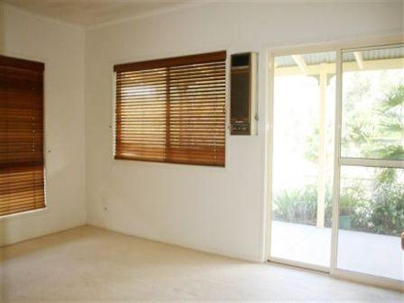 3 Dalkeith Street, Nanango QLD 4615