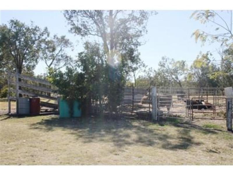 75 Acacia Drive, Ellesmere QLD 4610