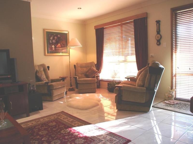 4 Raintree Avenue, Kingaroy QLD 4610