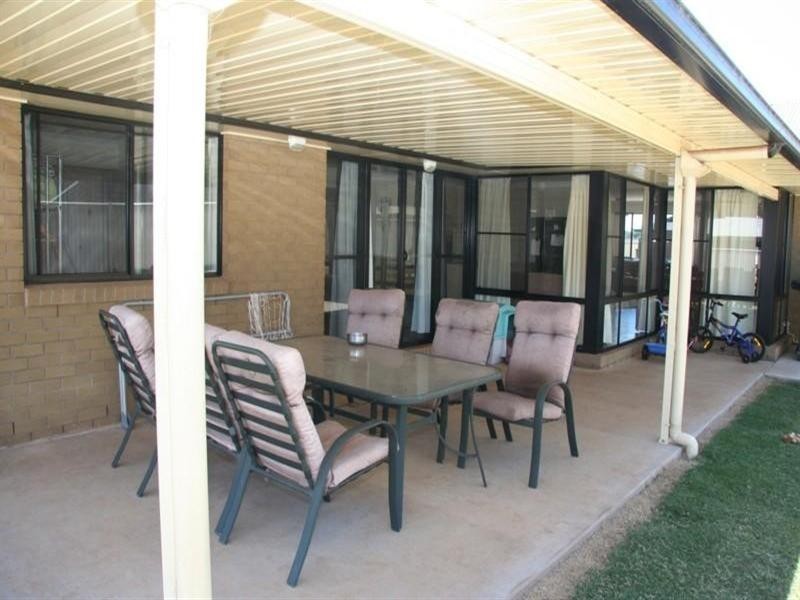 8 Daisy Court, Kingaroy QLD 4610
