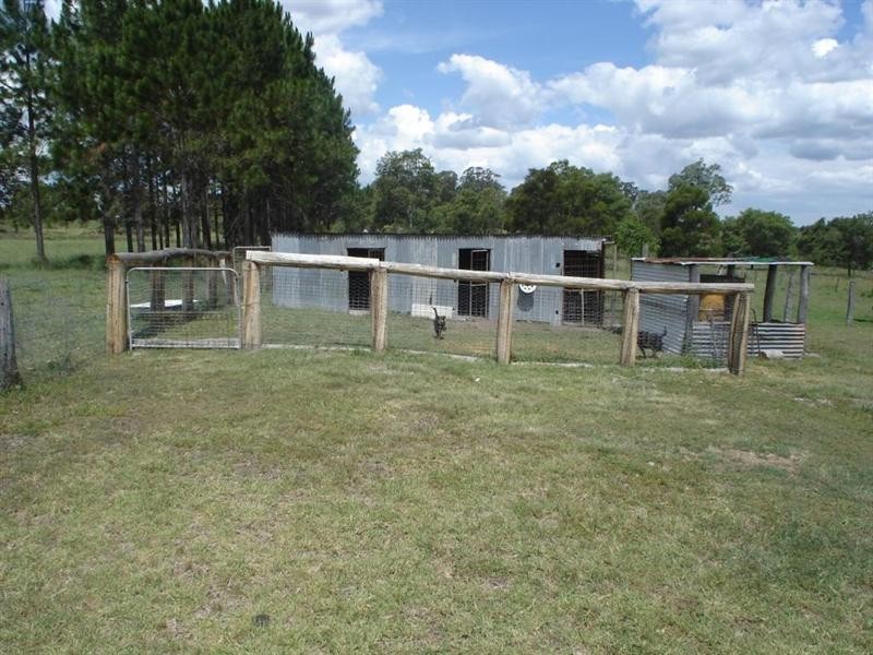 80 Booneene-Ellesmere Road, Taabinga QLD 4610