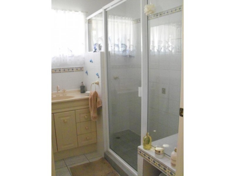 254 Carbeen Crescent, Nanango QLD 4615