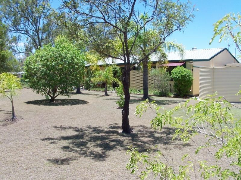 254 Carbeen Crescent, Nanango QLD 4615