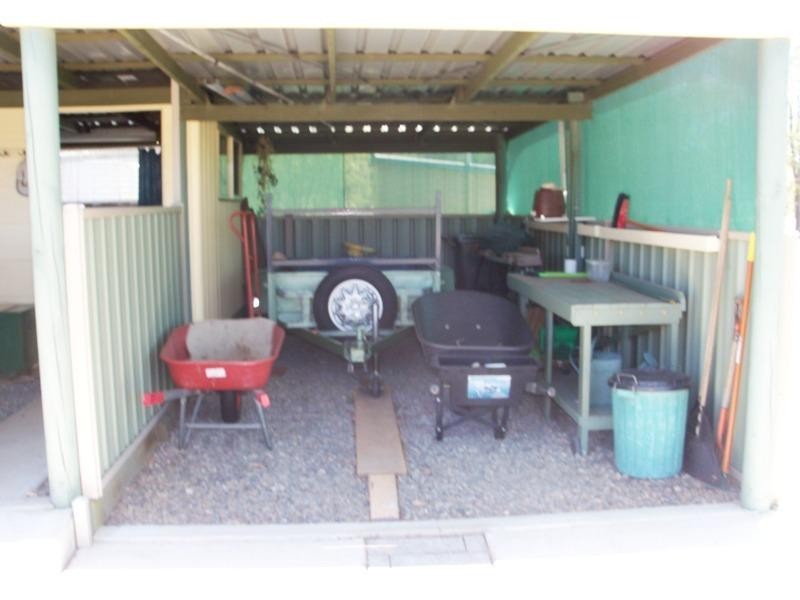 254 Carbeen Crescent, Nanango QLD 4615